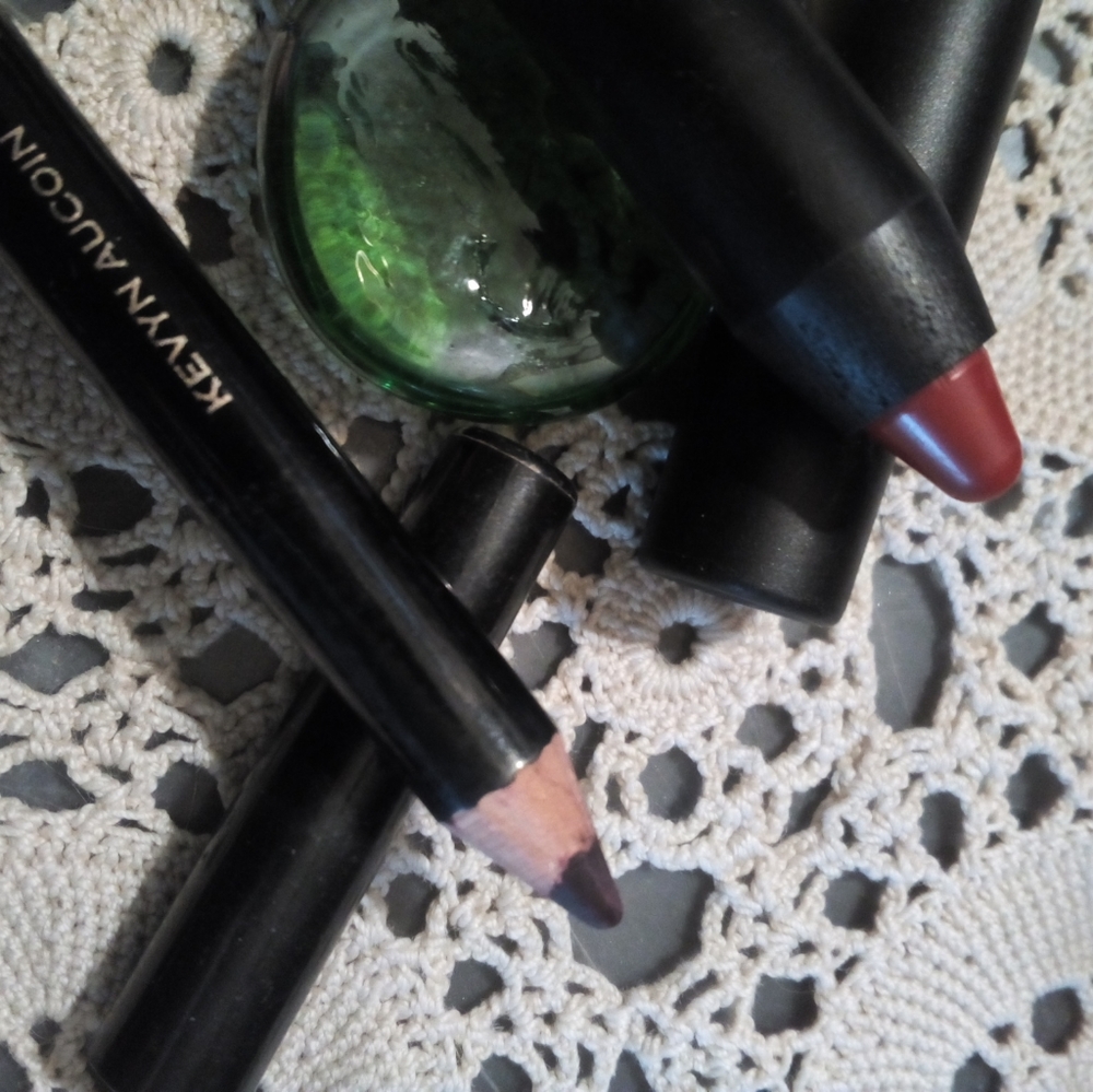 Lip color bundle kevyn aucoin, nars +